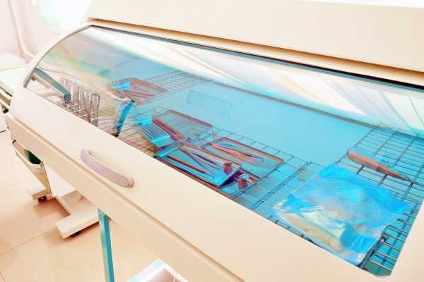 Disinfect with UV light kills virus